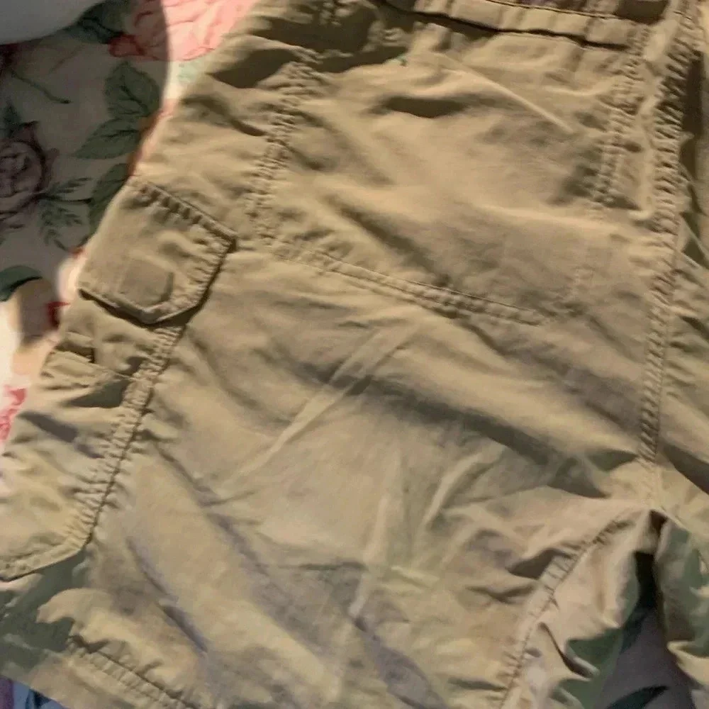 Rei Mens Everyday Tan Cargo Shorts Size Medium With Pockets and 30 Long - Picture 12 of 16